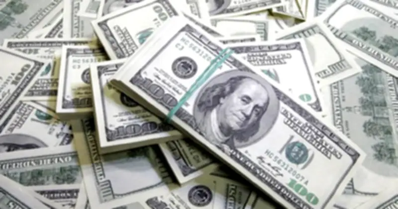 প্রবাসী আয়ে বড় অগ্রগতি: এপ্রিলের প্রথম দুই সপ্তাহে ১৬০ কোটি ডলার রেমিট্যান্স