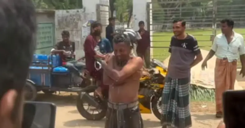 জুয়ায় সর্বস্বান্ত যুবকের দুধ দিয়ে গোসল করে প্রতিজ্ঞা, অনলাইন জুয়ার ভয়াবহতা