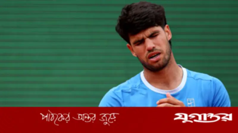 কার্লোস আলকারাজ বার্সেলোনা ওপেন থেকে সরে দাঁড়ালেন ডান হাতের ইনজুরিতে