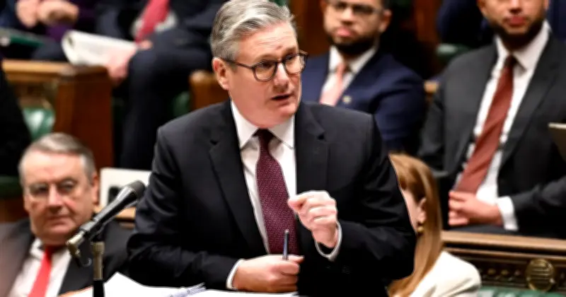 ব্রিটিশ প্রধানমন্ত্রীর সামাজিক মাধ্যম কোম্পানিদের সাথে শিশু সুরক্ষা বৈঠক, ১৬ বছরের নিচে নিষেধাজ্ঞার দাবি