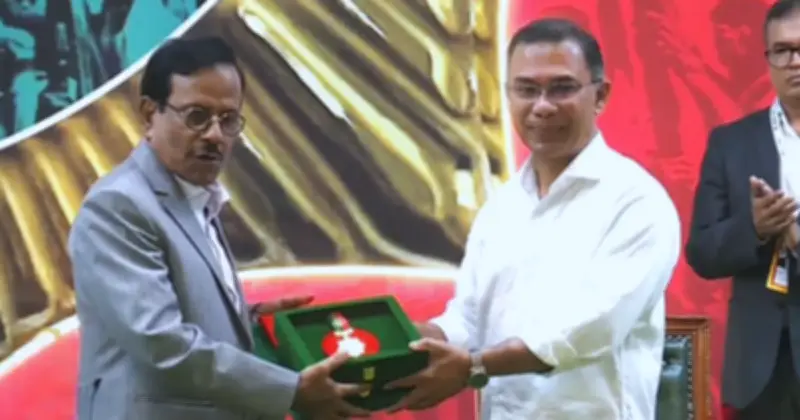 স্বাধীনতা পুরস্কার পেলেন হানিফ সংকেতসহ ১৪ ব্যক্তি ও পাঁচ প্রতিষ্ঠান