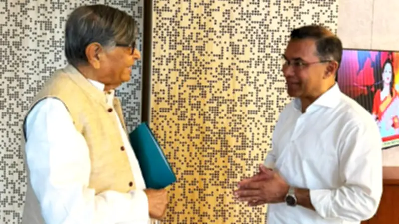 বহুমুখী ঘটনাপ্রবাহ: প্রধানমন্ত্রীর সাক্ষাৎ থেকে হাইকোর্টের স্থগিতাদেশ পর্যন্ত