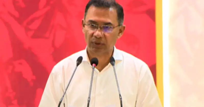 প্রধানমন্ত্রী তারেক রহমান: বৈশ্বিক যুদ্ধপরিস্থিতিতেও তেল-ডিজেলের দাম বাড়াইনি, ভর্তুকি দিচ্ছি