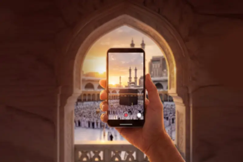 বাংলালিংকের হজ রোমিং প্যাক: সৌদি আরবে দেশের সঙ্গে নিরবচ্ছিন্ন যোগাযোগের সুবিধা