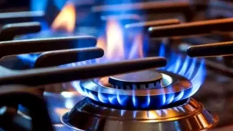 রাজধানীতে দুই নারীর মরদেহ উদ্ধার, অবৈধ পেট্রোল মজুদে কারাদণ্ড, ও জাতীয় দিবসে ছুটি ঘোষণা