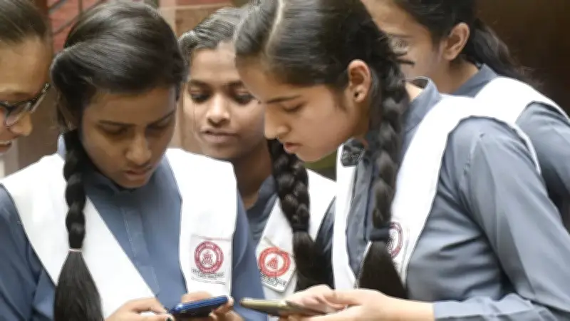 গণিতের সংক্ষিপ্ত প্রশ্নোত্তর: পরীক্ষার্থীদের জন্য গুরুত্বপূর্ণ ধারণা ও সমাধান