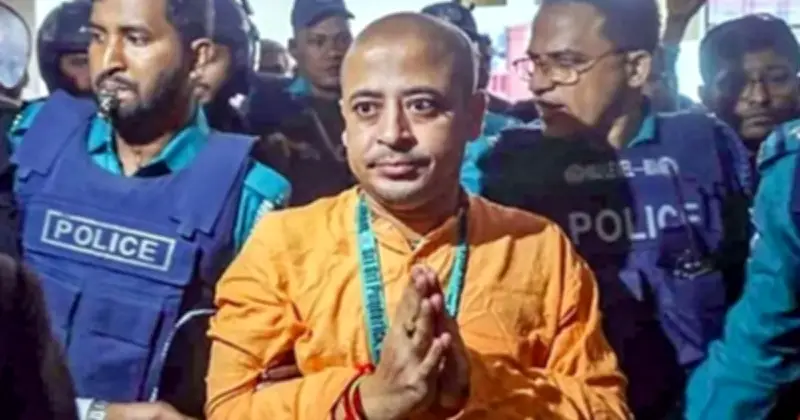 চিন্ময় কৃষ্ণ দাসের জমি দখল মামলায় জামিন, তবে আইনজীবী হত্যাসহ অন্যান্য মামলায় আটক