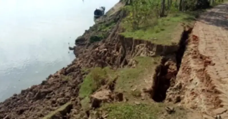 কুশিয়ারা নদীর ভাঙনে জকিগঞ্জের অস্তিত্ব সংকট: ভারতীয় গ্রোয়েনের প্রভাবে বাংলাদেশের ভূখণ্ড বিলীন হচ্ছে