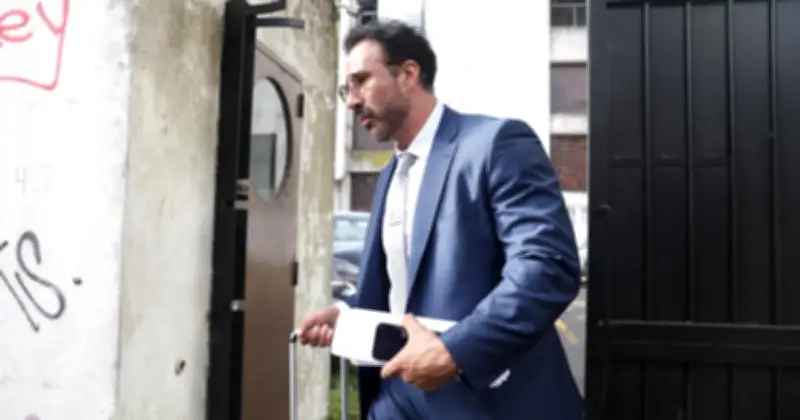 ম্যারাডোনার চিকিৎসকের আদালতে আবেগঘন বক্তব্য: 'আমি নির্দোষ, তিনি ছিলেন আমার আইডল'