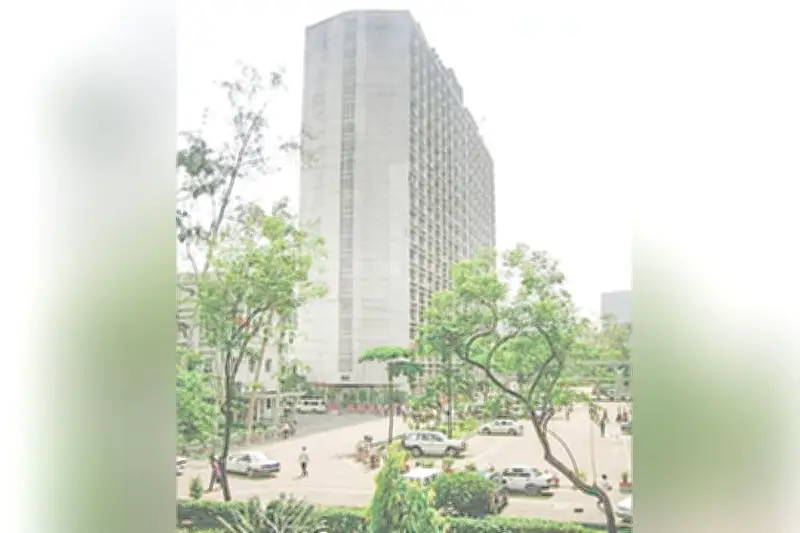 সচিবালয়ে ২১ তলা ভবন নির্মাণ: অপচয় নাকি প্রয়োজন?