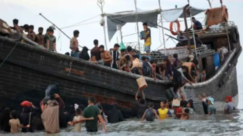 জাতিসংঘের রিপোর্টে উদ্বেগ: এক বছরে সমুদ্রে নিখোঁজ ৯০০ রোহিঙ্গা, পারিবারিক কলহে আত্মহত্যা