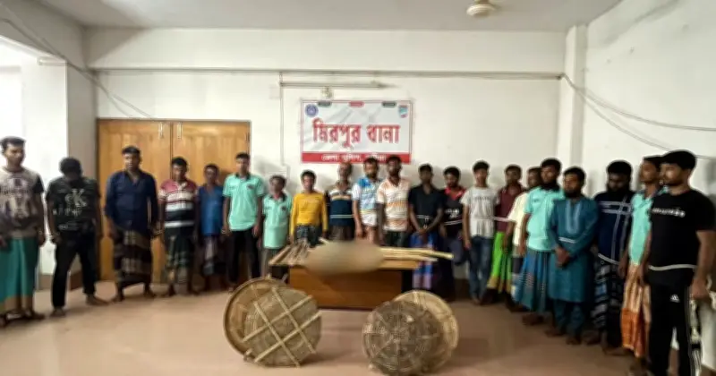 কুষ্টিয়ায় শিশুদের খেলার দ্বন্দ্বে সংঘর্ষ, অভিভাবক আহত, পুলিশের অভিযানে ২১ আটক