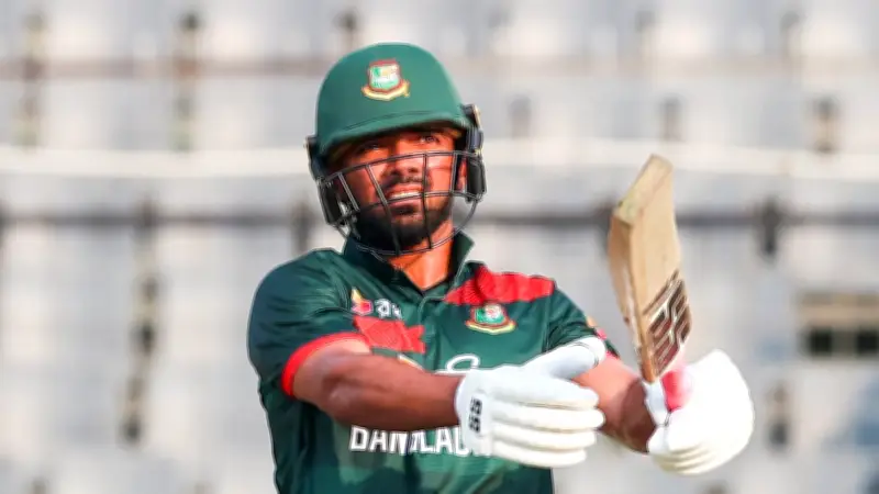 সাইফ হাসানের ফিফটি বৃথা, উইকেটের ধাঁধায় বাংলাদেশের হার নিউজিল্যান্ডের কাছে