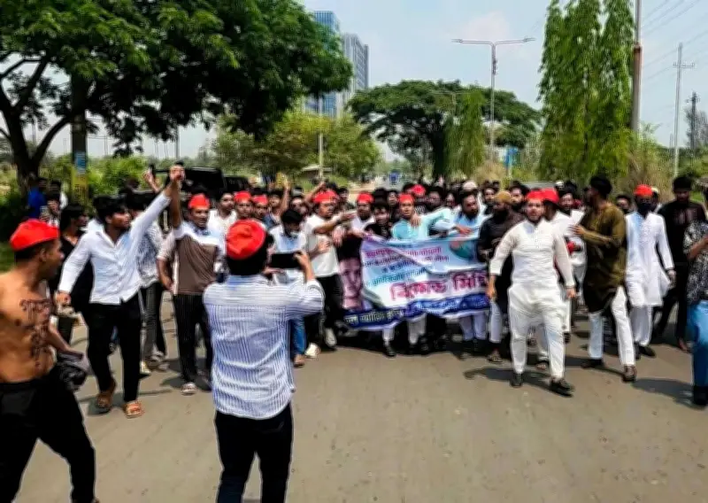 চট্টগ্রামে নিষিদ্ধ ছাত্রলীগের বিক্ষোভ মিছিল: গ্রেপ্তার নেতা-কর্মীদের মুক্তির দাবি