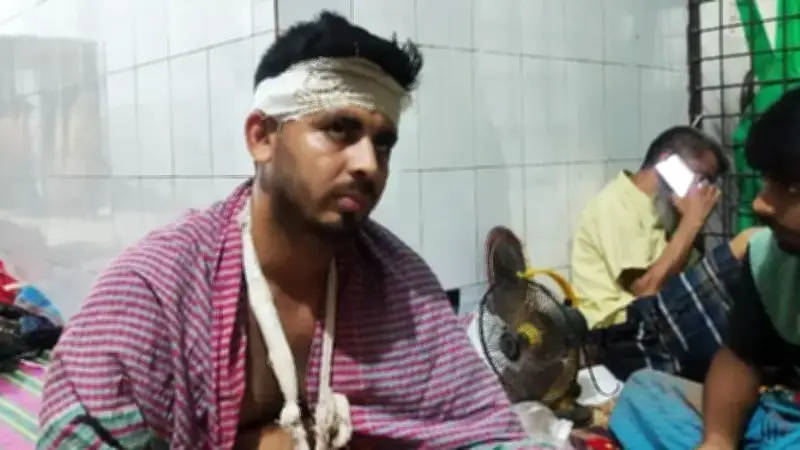 মাগুরায় চুল কাটার সিরিয়াল নিয়ে সংঘর্ষে আহত ৬, হবিগঞ্জে ফুটবল খেলায় সংঘর্ষে নিহত যুবক