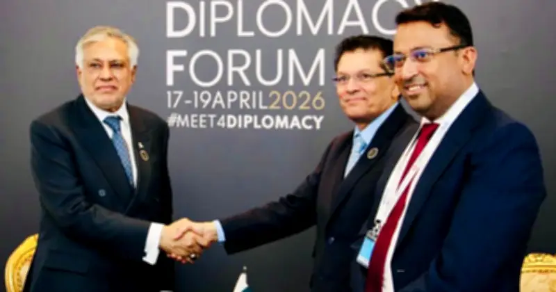 তুরস্কে বাংলাদেশ ও পাকিস্তানের পররাষ্ট্রমন্ত্রীদের বৈঠক: সম্পর্ক জোরদার ও আঞ্চলিক শান্তি আলোচনা