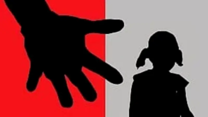 ছয় বছরের শিশুকে যৌন নিপীড়ন: চুয়াডাঙ্গায় বৃদ্ধ গ্রেপ্তার, মামলা নারী ও শিশু নির্যাতন আইনে