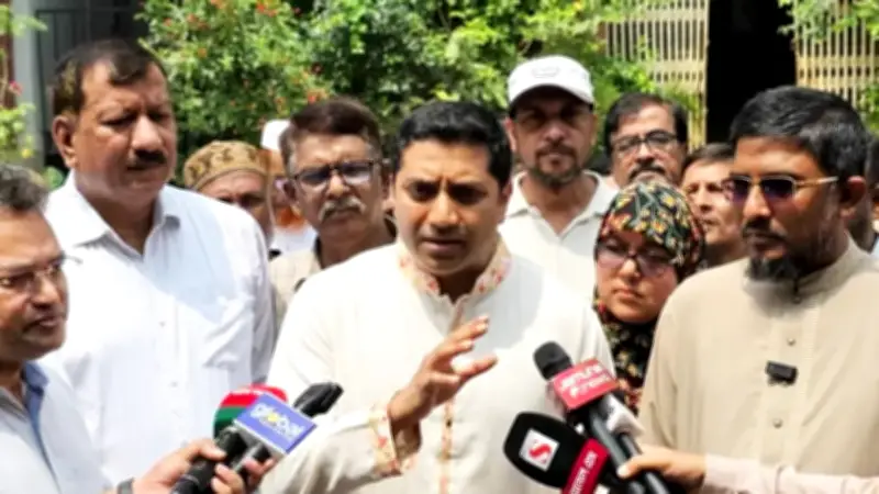 বাংলাদেশে পাকিস্তান ক্রিকেট দলের আগমন, বজ্রসহ শিলাবৃষ্টির আভাস ও নানা সংবাদ