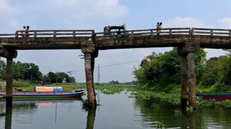 বাংলাদেশে অনলাইন শিক্ষার নতুন সম্ভাবনা: প্রযুক্তির মাধ্যমে শিক্ষার প্রসার