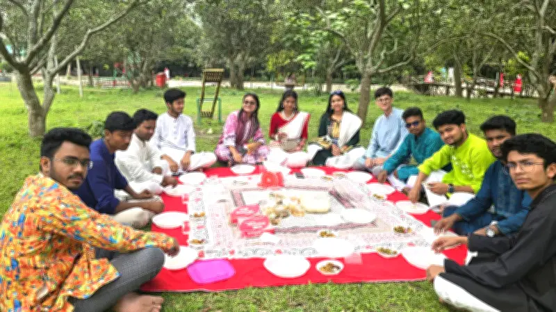 ঠাকুরগাঁওয়ে লোকায়ন জাদুঘরে বন্ধুসভার বর্ণিল বৈশাখী উৎসব