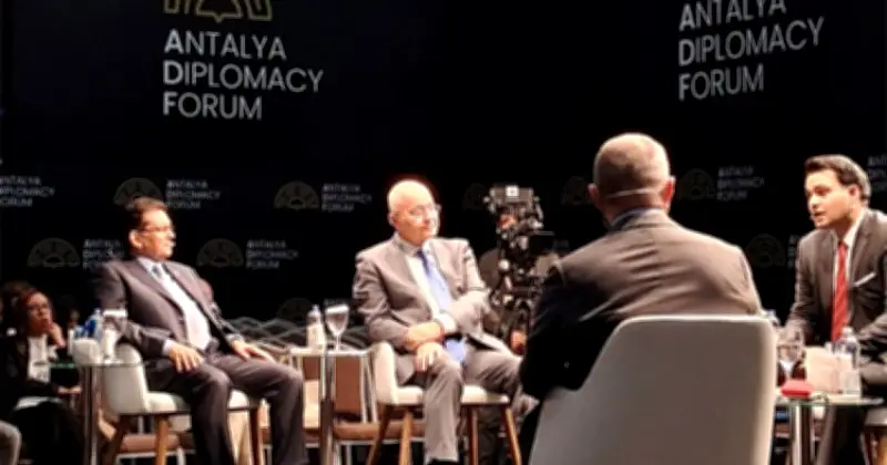 রোহিঙ্গা সংকটের সমাধান রাখাইনেই: পররাষ্ট্রমন্ত্রীর আহ্বান