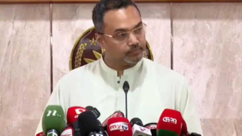 বজ্রপাতে হাওরে ৩ কৃষকের মৃত্যু, স্বাস্থ্যমন্ত্রীর প্রশংসায় প্রধানমন্ত্রীর মন্তব্য