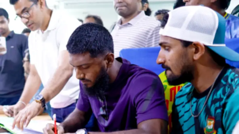 জাকের আলীসহ তারকারা আবাহনীতে, প্রিমিয়ার লিগের দলবদলে মিশ্র প্রতিক্রিয়া