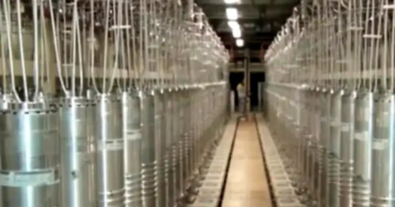 ইরানের কঠোর অবস্থান: যুক্তরাষ্ট্রের প্রস্তাবে সমৃদ্ধ ইউরেনিয়াম পাঠাবে না তেহরান