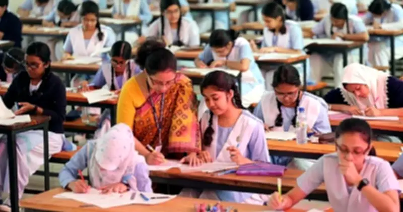 এসএসসি পরীক্ষার্থীদের জন্য গুরুত্বপূর্ণ পরামর্শ: ভয় কাটিয়ে সফলতা অর্জনের উপায়