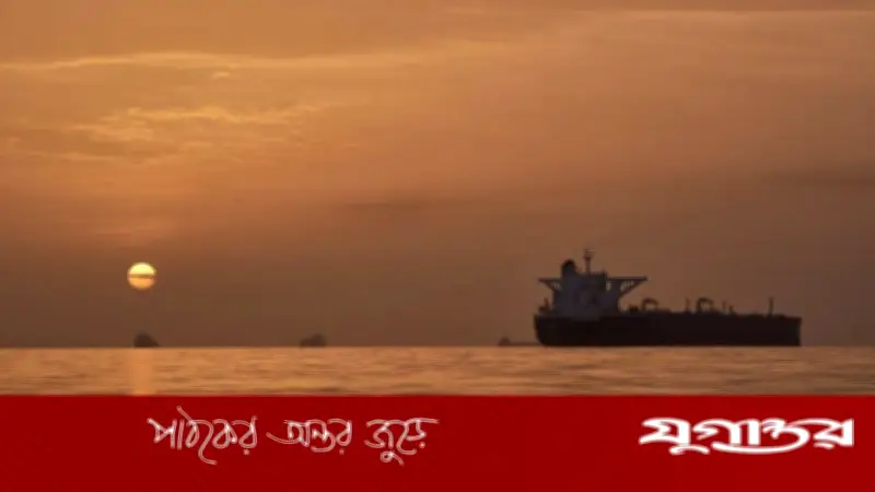 হরমুজ প্রণালি সম্পূর্ণ বন্ধ, আইআরজিসির হুঁশিয়ারি: না মানলেই গুলি চালানো হবে