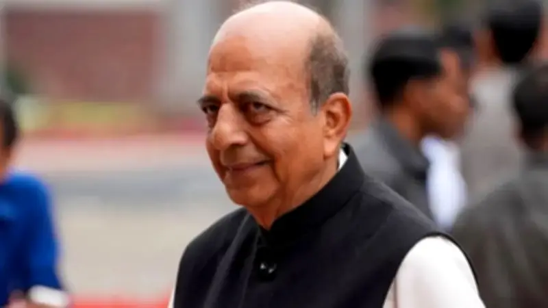 দেশে গ্যাস মজুত নিয়ে মন্ত্রীর আশ্বাস, এলপিজি দাম বৃদ্ধি ও শিশু টিকা কর্মসূচি