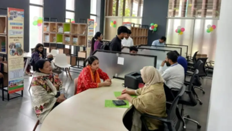 বাংলাদেশ ইউনিভার্সিটিতে শুরু হলো সামার সেমিস্টারের ৬ দিনব্যাপী ভর্তি মেলা