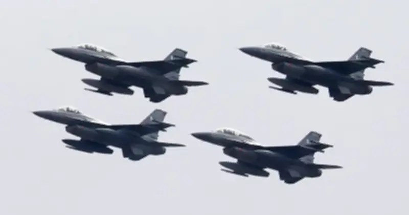 ইরান-যুক্তরাষ্ট্র আলোচনার মাঝেই সৌদি আরবে পাকিস্তানি যুদ্ধবিমান অবতরণ, নতুন প্রতিরক্ষা চুক্তির ইঙ্গিত