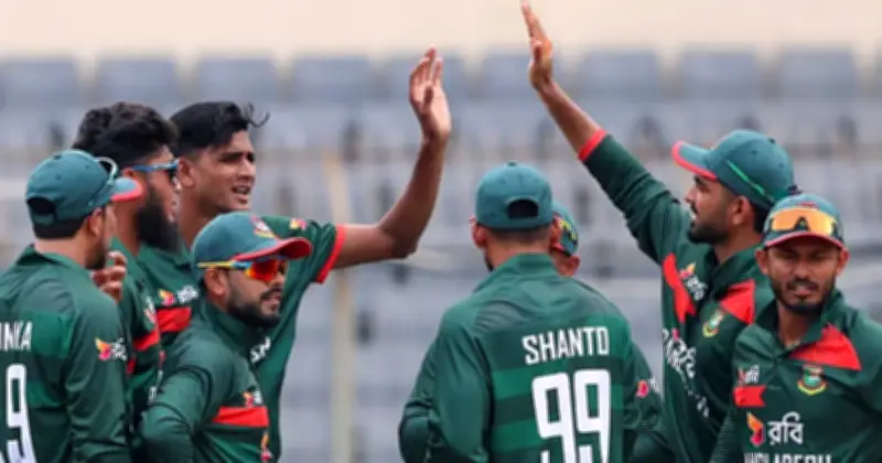 দ্বিতীয় ওয়ানডেতে বাংলাদেশের দাপুটে শুরু, পাওয়ার প্লেতে জোড়া উইকেট শিকার
