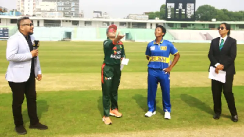 রাজশাহীতে আন্তর্জাতিক ক্রিকেটের সূচনা, শ্রীলঙ্কা ব্যাটিংয়ে নামল