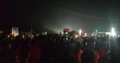 গাইবান্ধায় এসএসসি পরীক্ষার্থীদের প্রবেশপত্র না পেয়ে মহাসড়ক অবরোধ, প্রশাসনের হস্তক্ষেপে স্বাভাবিক