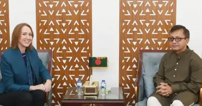 বাণিজ্যমন্ত্রীর অস্ট্রেলিয়ার প্রতি আহ্বান: বাংলাদেশের সৌরশক্তি খাতে বিনিয়োগ বাড়ান