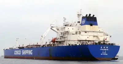 জ্বালানি সরবরাহ স্বাভাবিক হবে: তিনটি তেল ট্যাংকার চট্টগ্রামে পৌঁছেছে