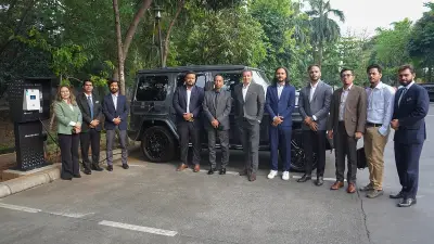 বাংলাদেশে ফ্যাশন ইভেন্টের নতুন আয়োজন: স্টাইলিশ ডিজাইনের প্রদর্শনী