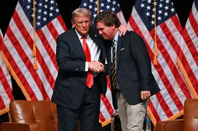 ট্রাম্পকে সমর্থনের জন্য দুঃখিত টাকার কার্লসন