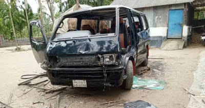 সাবেক স্বামীকে তুলে নিতে গিয়ে আটক নারী, মাইক্রোবাস ভাঙচুরে আহত ৩