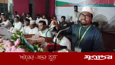 পায়ে পাড়া দিয়ে ক্যাম্পাসে অস্থিতিশীলতা সৃষ্টির অভিযোগ শিবির সভাপতির