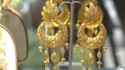 আজ দেশের বাজারে স্বর্ণের দাম কত?