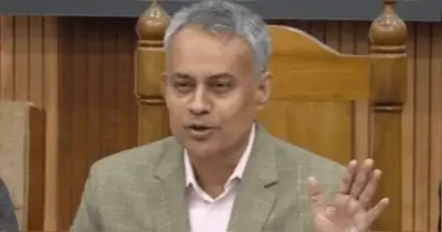 জ্বালানি মূল্যবৃদ্ধি: ভর্তুকি ও চোরাচালান ঝুঁকি বিবেচনায় নেওয়া হয়েছে