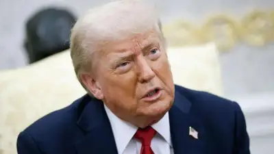 ওয়াশিংটনে নৈশভোজে বন্দুকধারীর গুলি, ট্রাম্পকে সরিয়ে নেওয়া