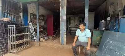 নোয়াখালীতে লোডশেডিংয়ে বিপর্যস্ত জনজীবন, ব্যবসায় লোকসান