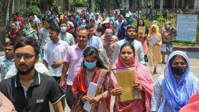 বিসিএসে তারুণ্যের জয়: ২৪-২৬ বছর বয়সীরা সাফল্যের শীর্ষে