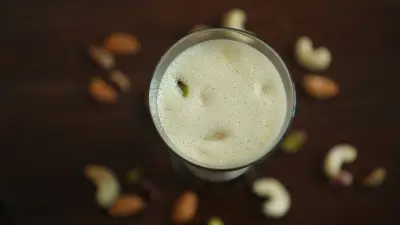 নানা বাদামের শরবত তৈরির সহজ রেসিপি