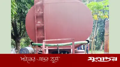 চাঁপাইনবাবগঞ্জে ডিজেল পাচারকালে ট্যাংকলরি জব্দ, আটক ১