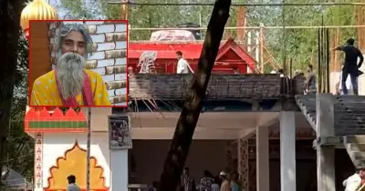 পীর হত্যায় জড়িত দশম শ্রেণির ছাত্র গ্রেপ্তার